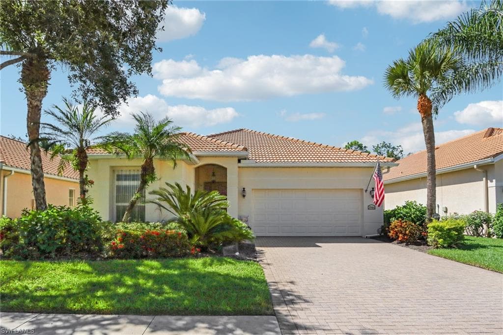3944 Jasmine Lake CIR NAPLES, FL 34119