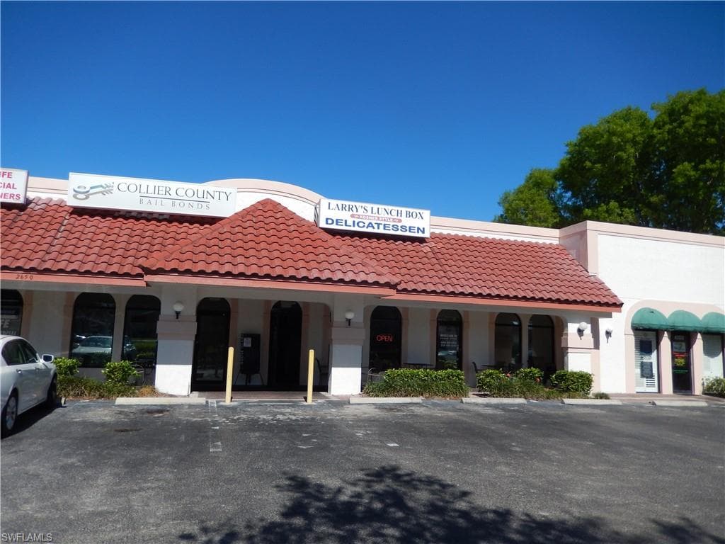 2650 Airport RD S H NAPLES, FL 34112