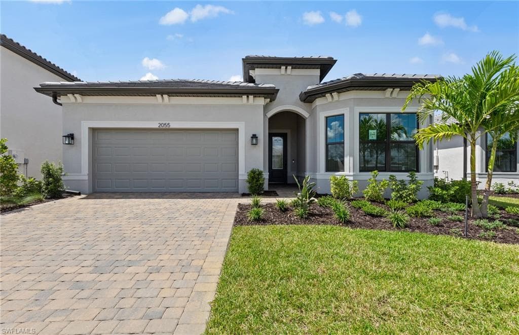 2055 Freemont WAY NAPLES, FL 34120