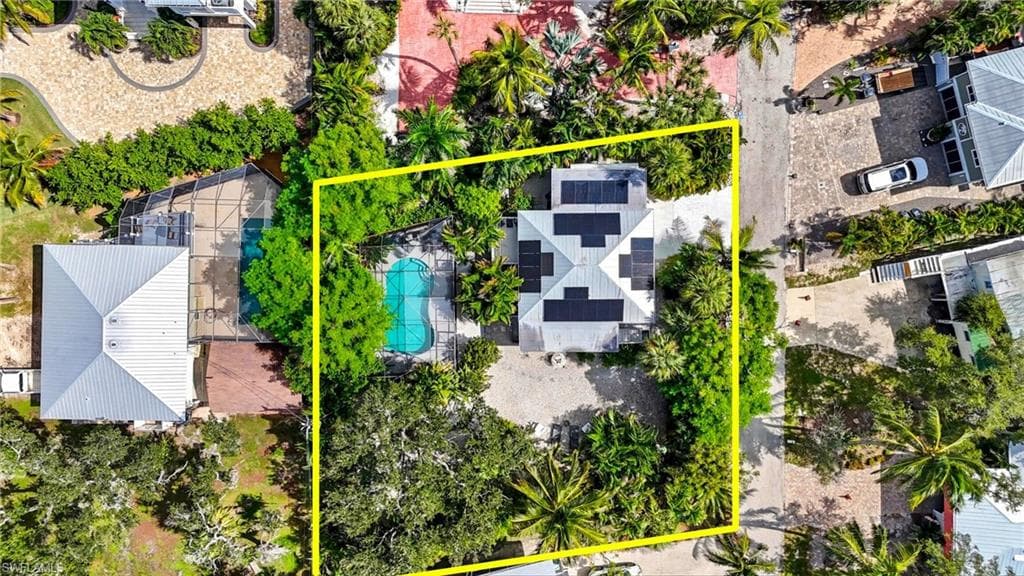 167 Coconut DR FORT MYERS BEACH, FL 33931
