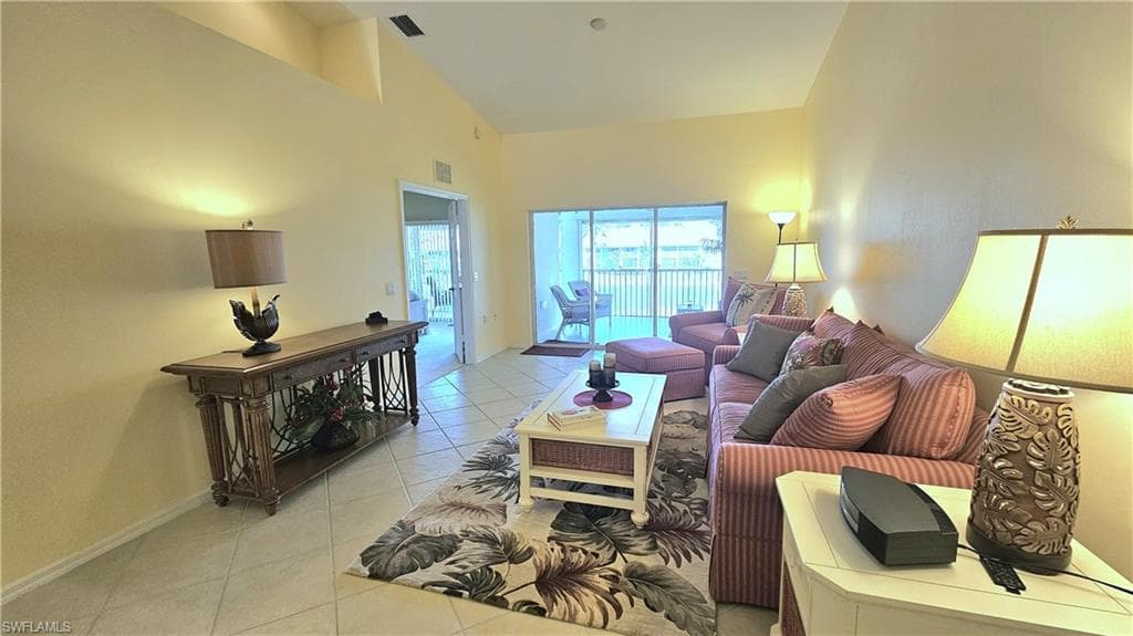 2381 Hidden Lake CT 8202 NAPLES, FL 34112