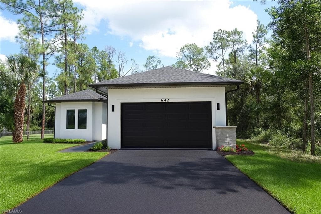 642 Everglades BLVD S NAPLES, FL 34117