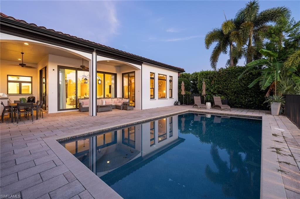 16811 Cabreo DR NAPLES, FL 34110