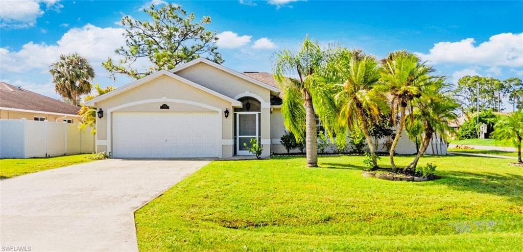 2519 7th ST W LEHIGH ACRES, FL 33971