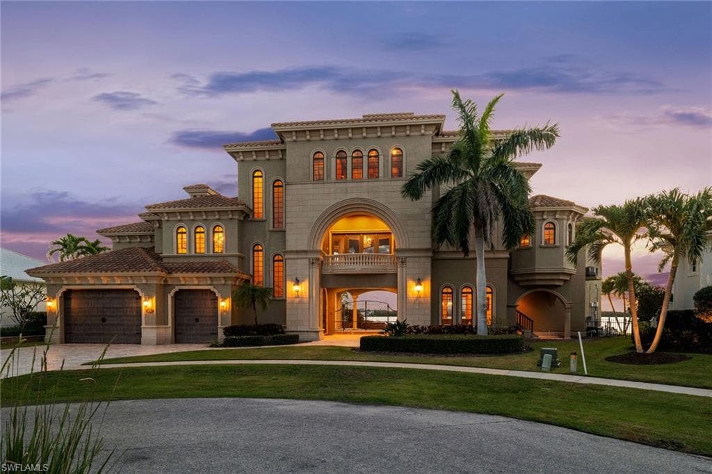 950 Giralda CT MARCO ISLAND, FL 34145