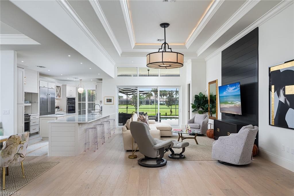 4931 Cerromar DR NAPLES, FL 34112