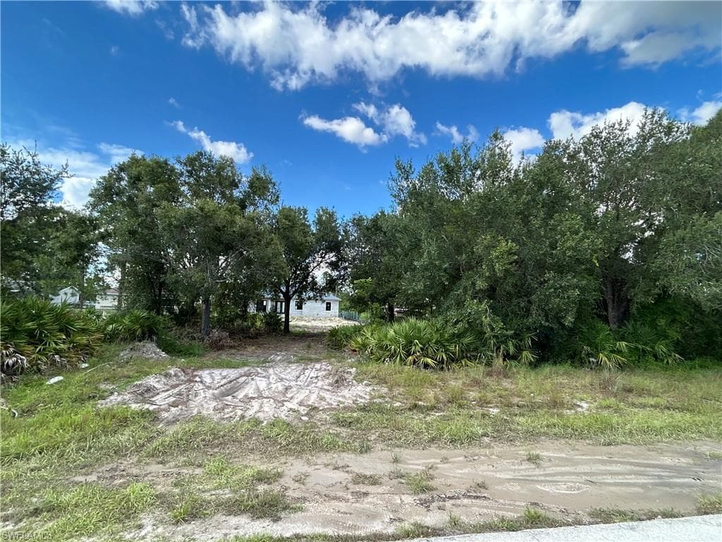 3414 5th ST SW LEHIGH ACRES, FL 33976
