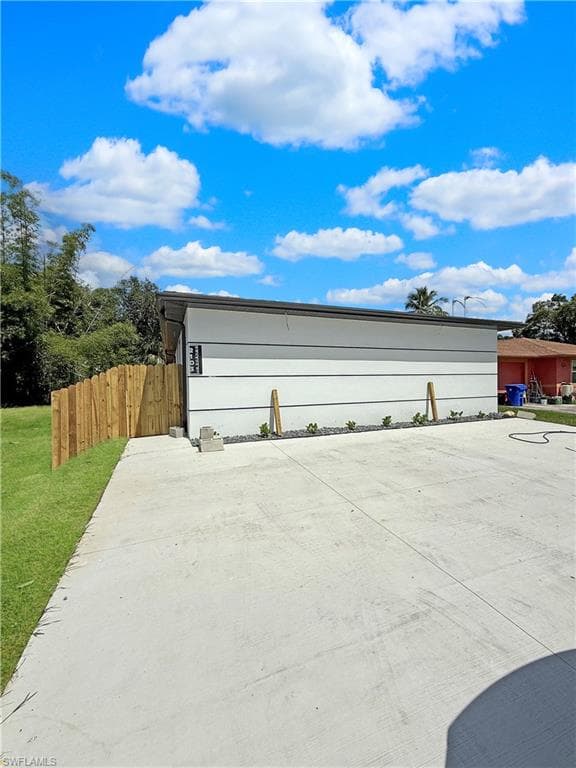 2103 French ST FORT MYERS, FL 33916
