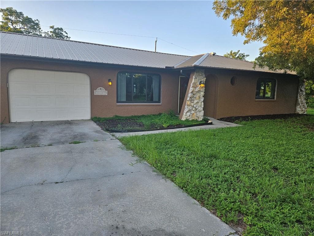 309 Tarpon DR A CAPE CORAL, FL 33904