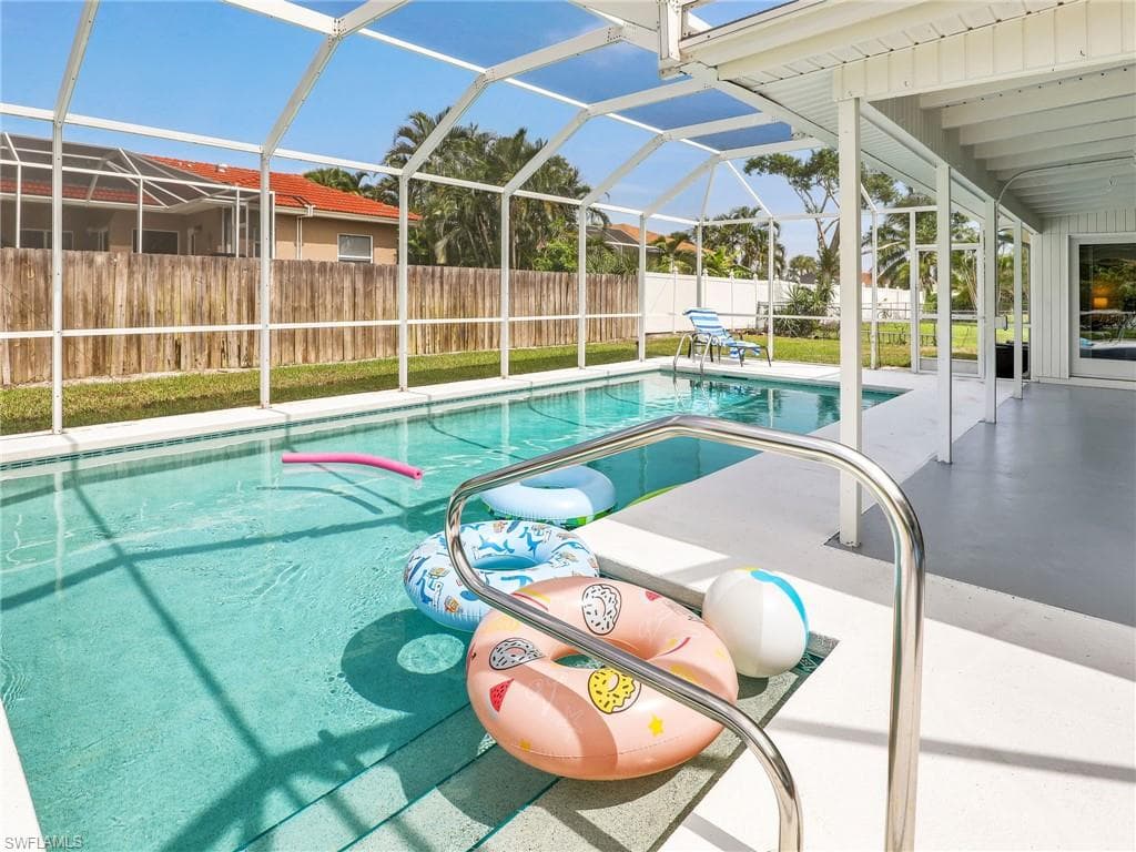 1152 Fourwinds AVE MARCO ISLAND, FL 34145