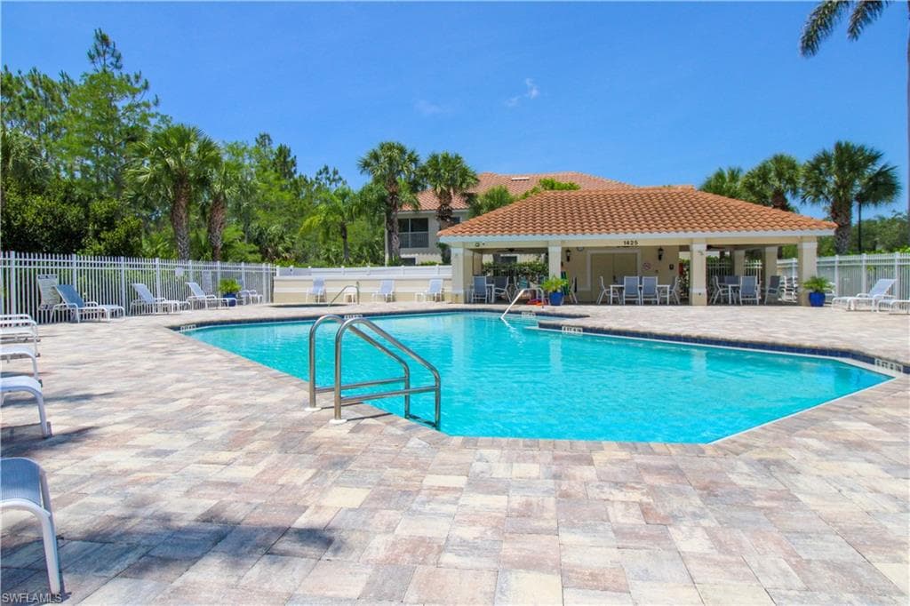 1415 Tiffany LN 1306 NAPLES, FL 34105