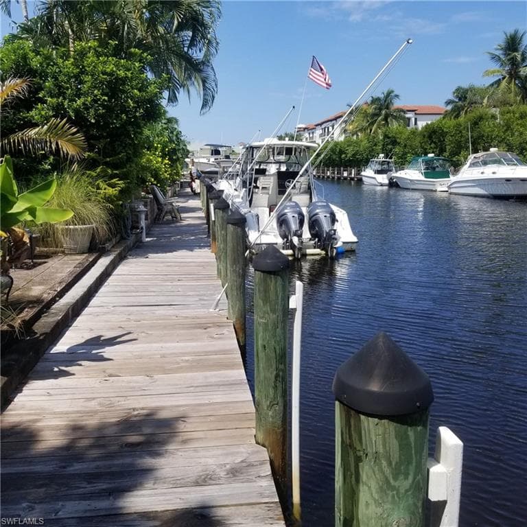 1475 Curlew AVE 1 NAPLES, FL 34102