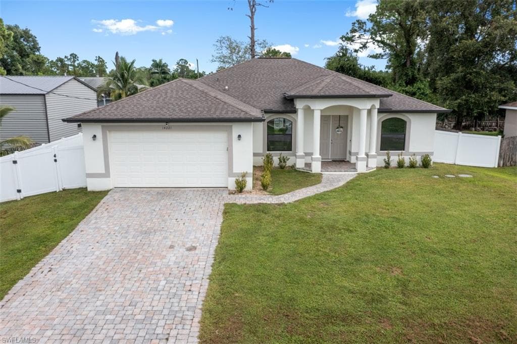 14221 Chancellor ST FORT MYERS, FL 33905