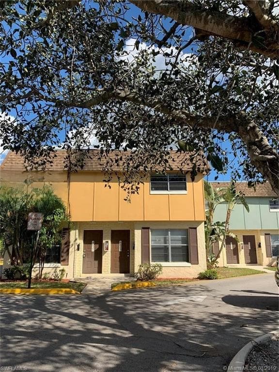 4625 NW 9th DR PLANTATION, FL 33317