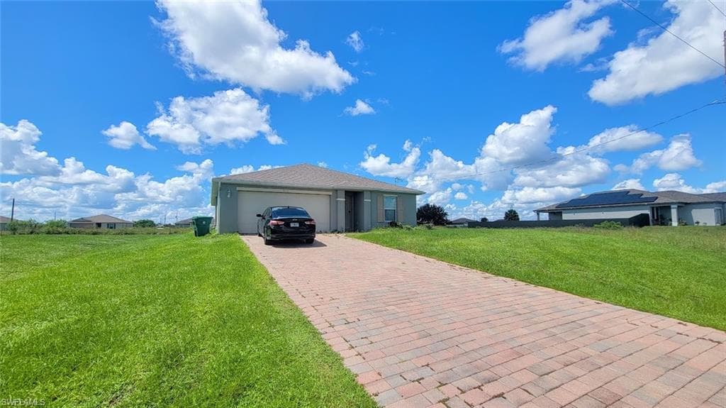 7011 Waldo CIR LABELLE, FL 33935