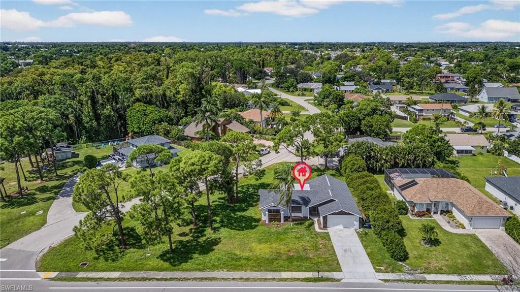 18294 Lee RD FORT MYERS, FL 33967