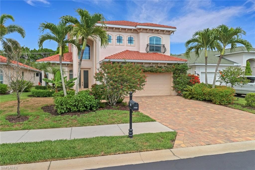 7787 Martino CIR NAPLES, FL 34112