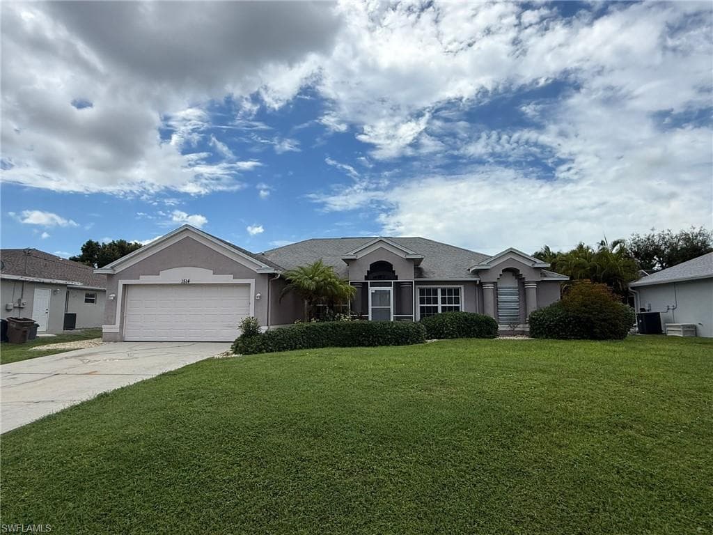 1514 SW 4th PL CAPE CORAL, FL 33991