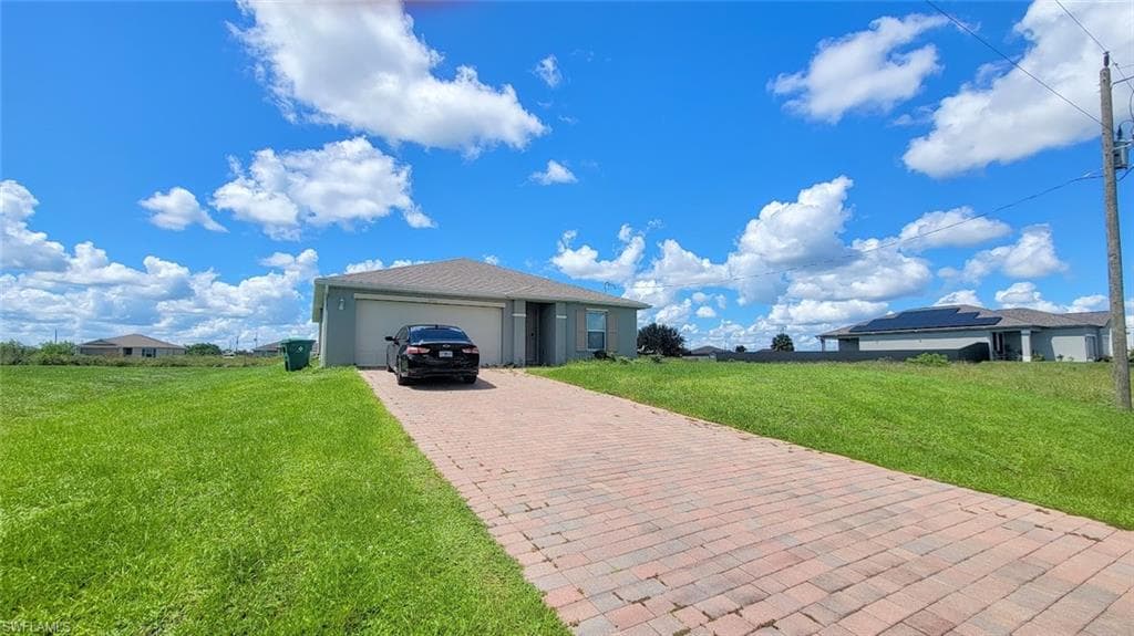 7011 Waldo CIR LABELLE, FL 33935