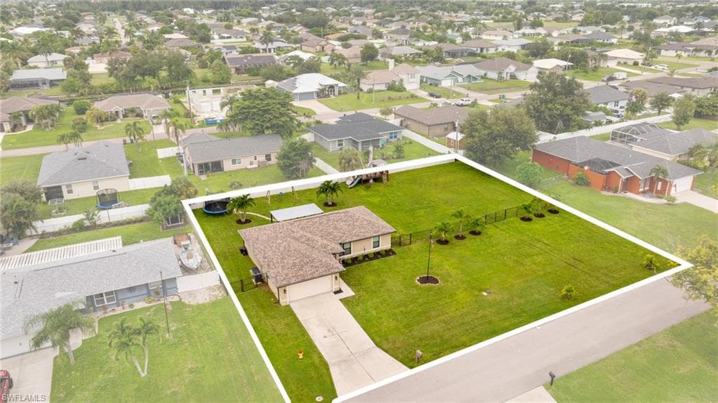 1108 SW 11th AVE CAPE CORAL, FL 33991