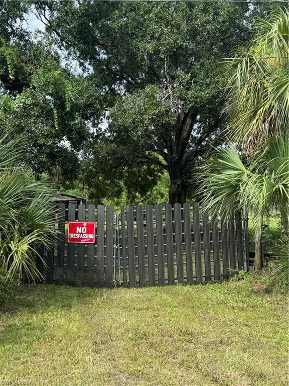 387 Montura AVE CLEWISTON, FL 33440
