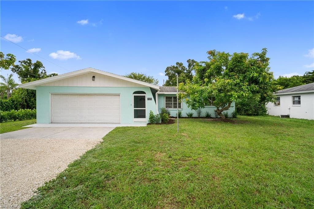 2223 Parkview DR FORT MYERS, FL 33905