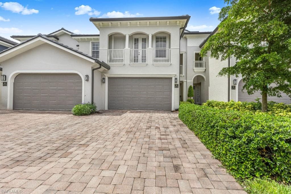 3610 Lansing LOOP 102 ESTERO, FL 33928