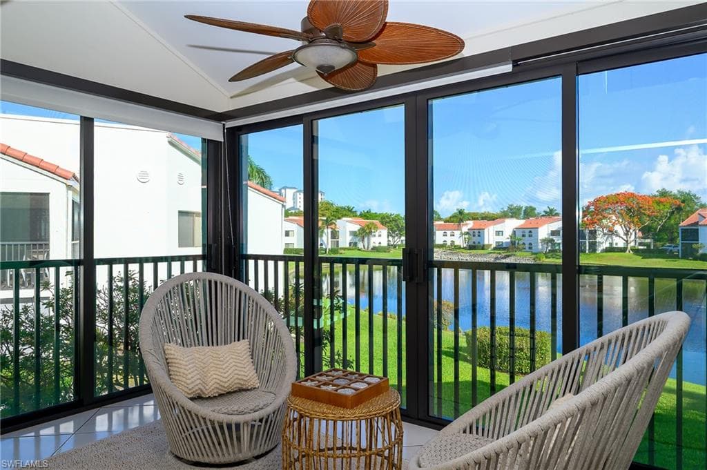 613 Beachwalk CIR J-204 NAPLES, FL 34108