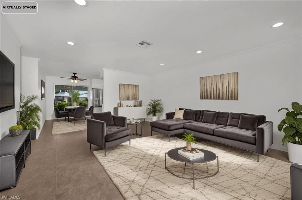 167 Crown DR 12 NAPLES, FL 34110