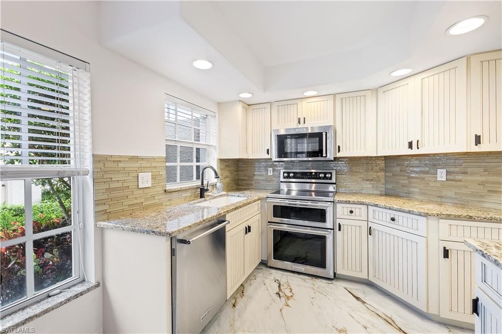 13601 Worthington WAY 1206 BONITA SPRINGS, FL 34135