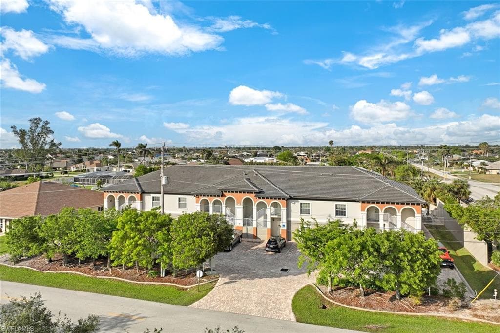 403 SW 47th TER 203 CAPE CORAL, FL 33914