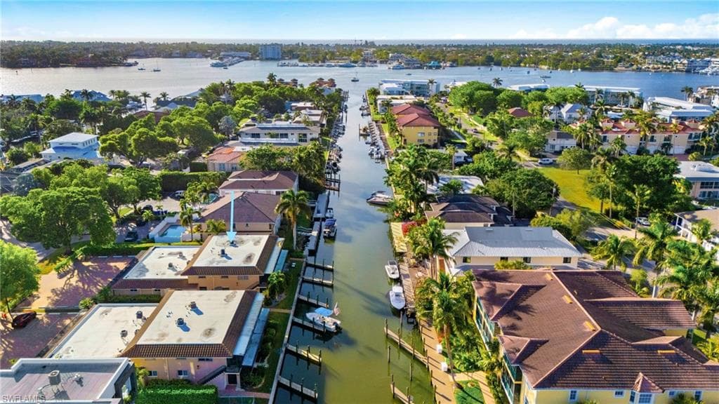 1517 Chesapeake AVE B3 NAPLES, FL 34102