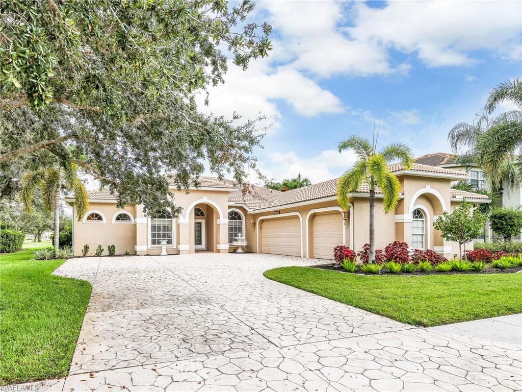 21501 Langholm RUN ESTERO, FL 33928