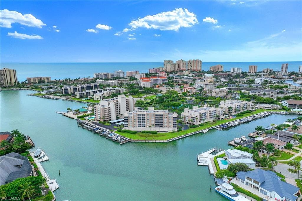 897 Collier CT 4-201 MARCO ISLAND, FL 34145