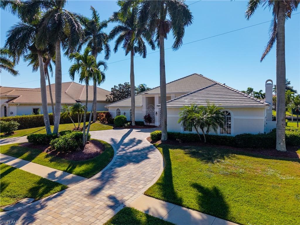 520 Alameda CT MARCO ISLAND, FL 34145