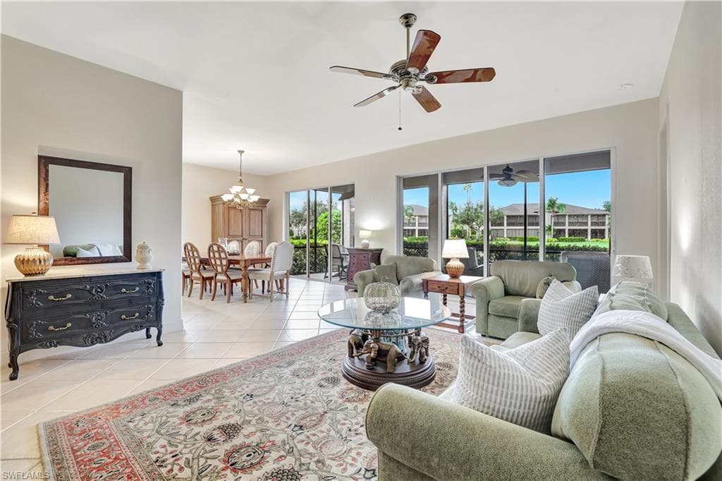 721 Regency Reserve CIR 5701 NAPLES, FL 34119