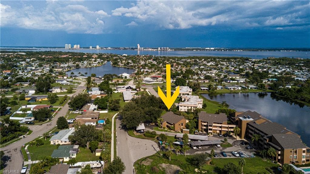 2063 W Lakeview BLVD B2 NORTH FORT MYERS, FL 33903