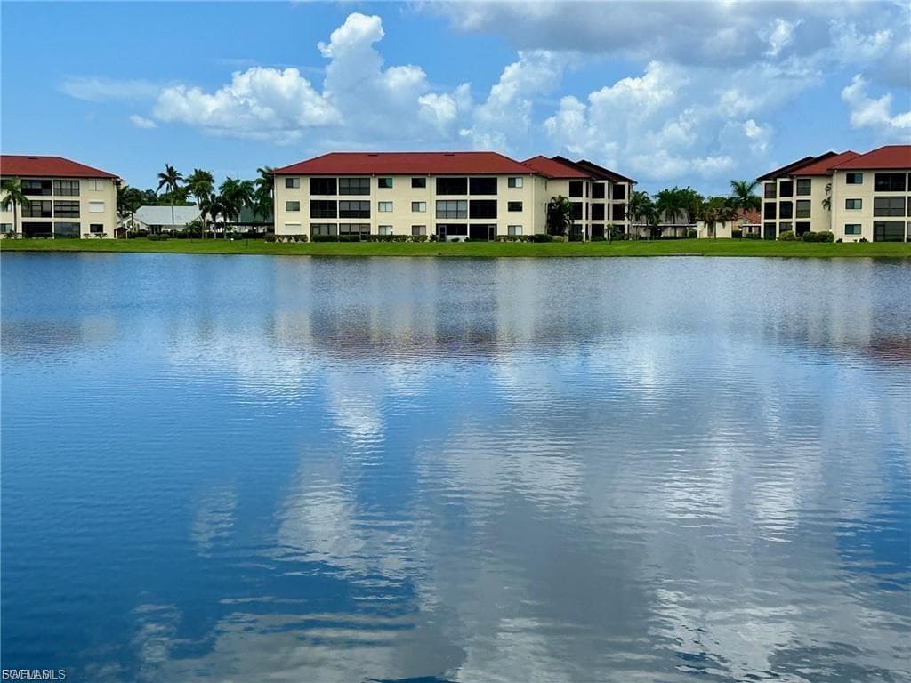 11110 Caravel CIR 201 FORT MYERS, FL 33908