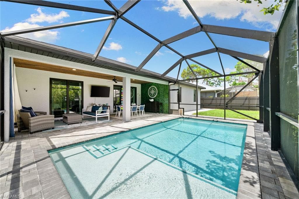 4657 Key Largo LN BONITA SPRINGS, FL 34134