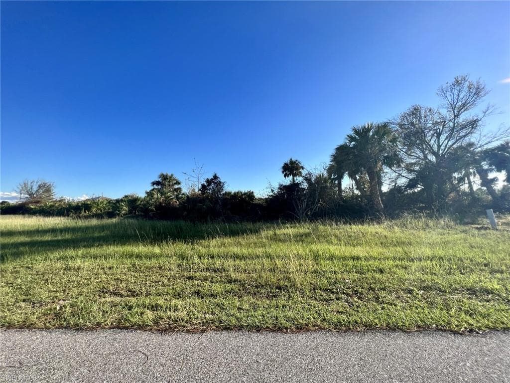 443 Albatross RD ROTONDA WEST, FL 33947