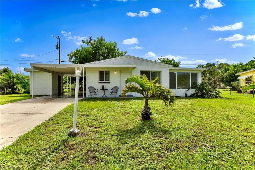 1134 Cherokee AVE LEHIGH ACRES, FL 33936