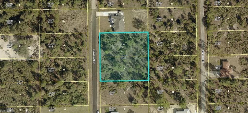 312 Abbott AVE LEHIGH ACRES, FL 33936