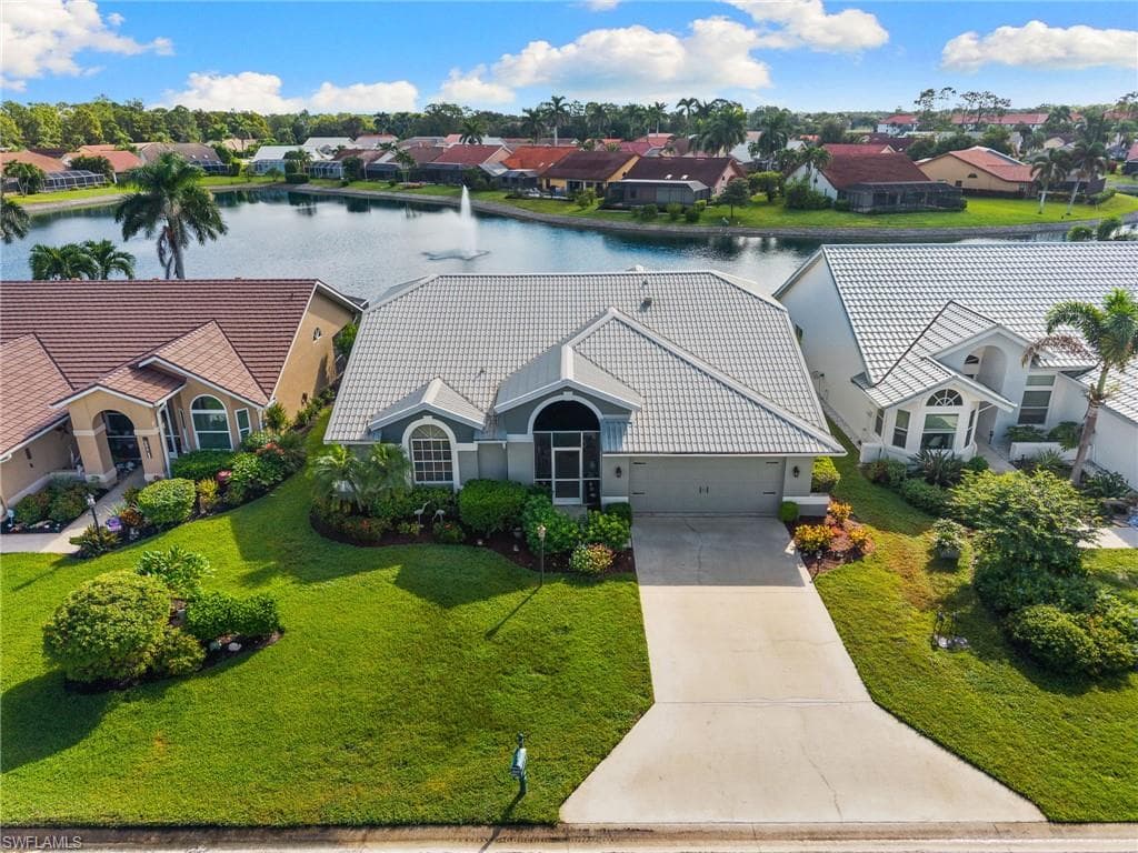 200 Saint James WAY NAPLES, FL 34104