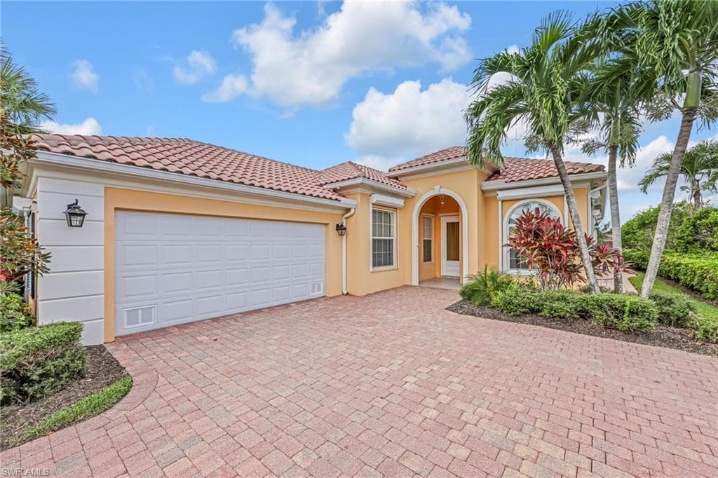 8591 Alessandria CT NAPLES, FL 34114