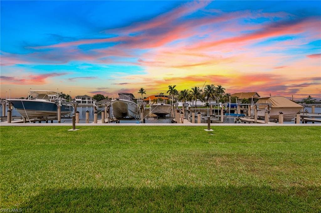 214 Waterway CT 3-101 MARCO ISLAND, FL 34145