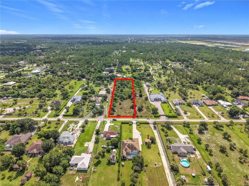 10th ST NE NAPLES, FL 34120