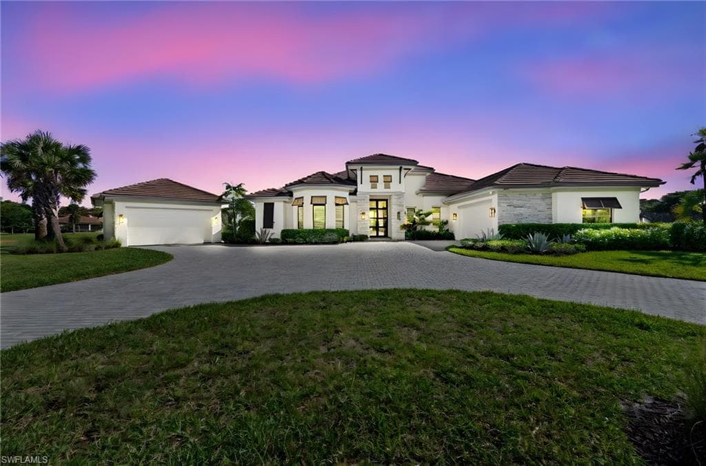 11224 Five Oaks LN NAPLES, FL 34120