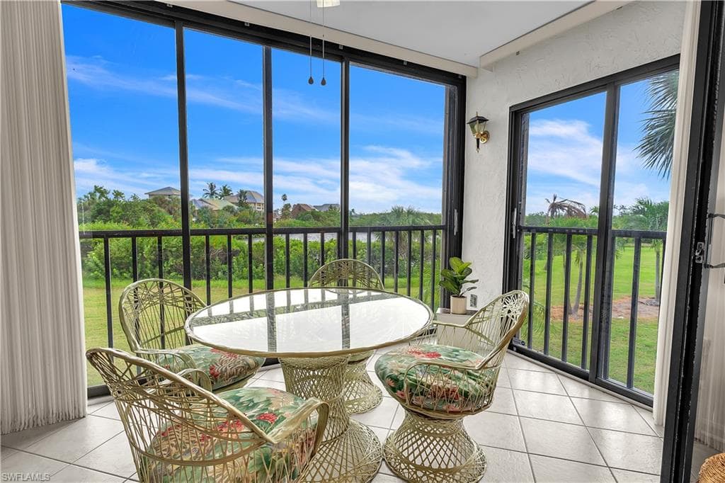 21480 Bay Village DR 157 FORT MYERS BEACH, FL 33931