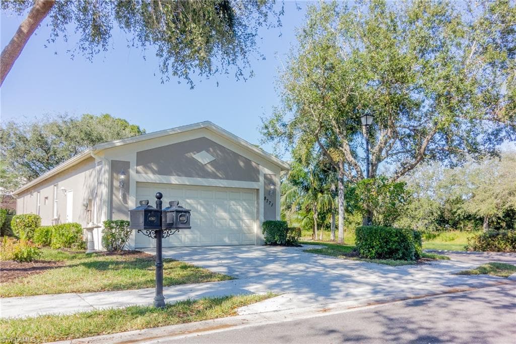 8771 Ibis Cove CIR NAPLES, FL 34119