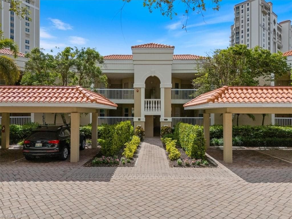 6549 Marissa LOOP 15 NAPLES, FL 34108